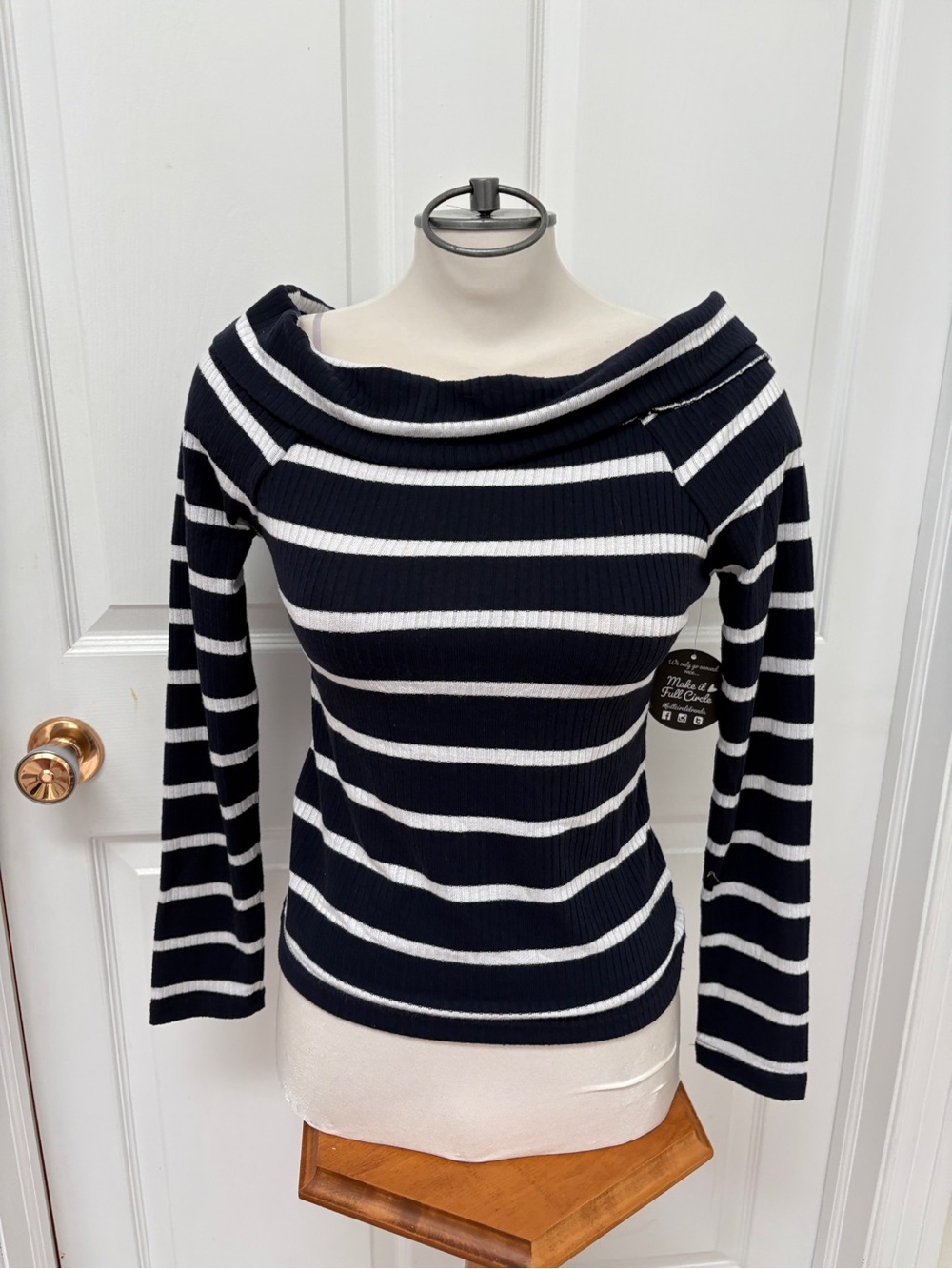 NWT Jolie & Joy Striped Off-the-Shoulder Ribbed Sweater - Navy & White